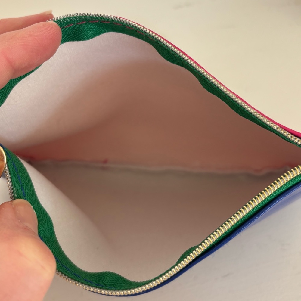IPSY Stuffed Cosmetic Bag Over $60 Value IPSY + Marc Jacobs + Burt’s Bees - Picture 10 of 11